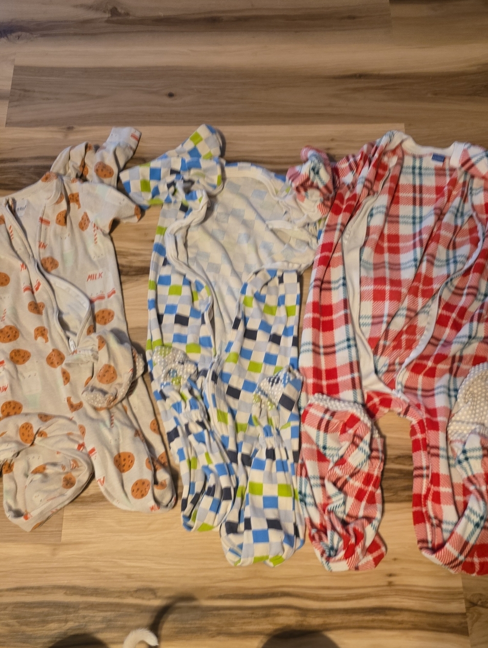 Old Navy Kids 6T Long Sleeve Footie Pajamas Bundle